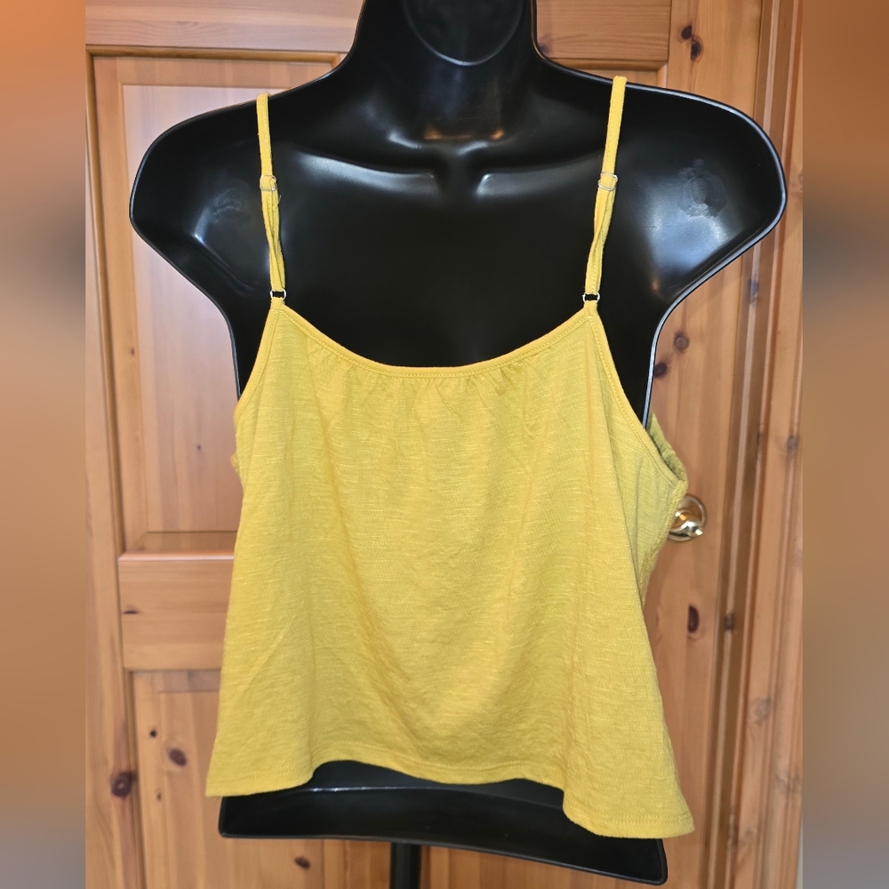 Love on a Hanger Yellow and Cream Crochet Camisoles - Picture 5 of 10